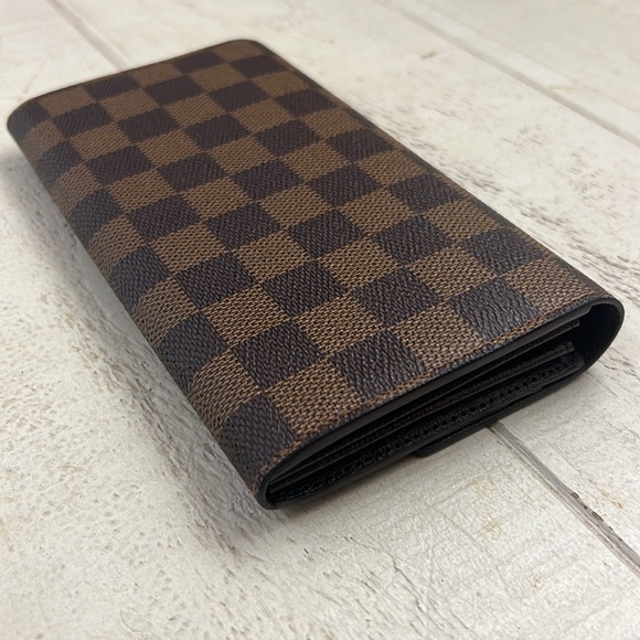 Louis Vuitton Damier Sarah Long Wallet - Picture 3 of 16
